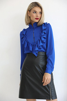 Блузка с оборкой