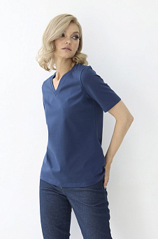 Футболка с V-образным вырезом