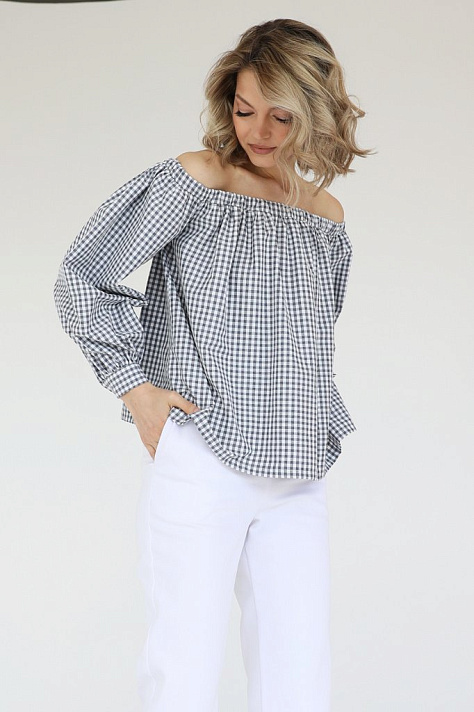 Блузка со спущенными плечами