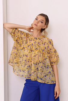 Блузка с рюшей