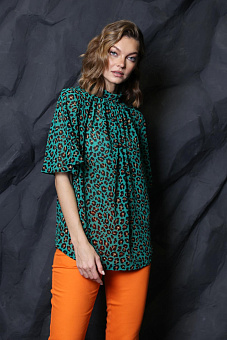 Блузка со сборкой и коротким рукавом