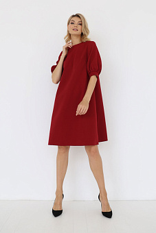 Платье с пышными рукавами