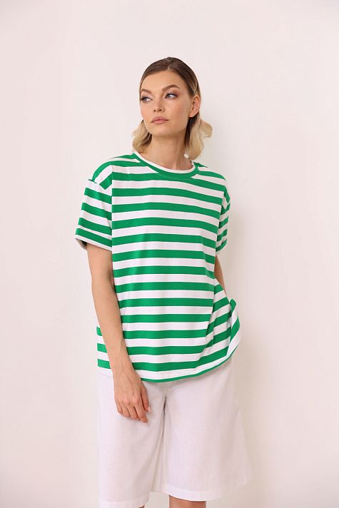 Футболка свободного кроя Футболка свободного кроя