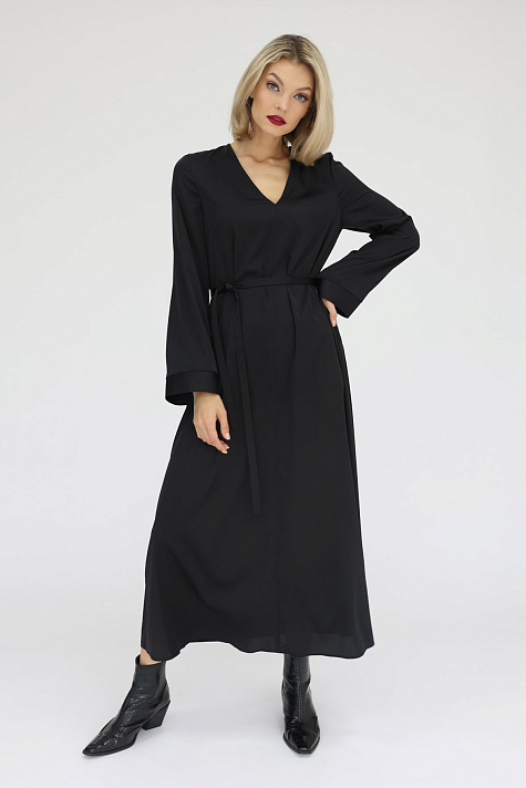 Шелковое платье свободного силуэта