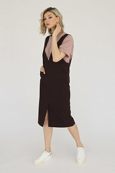 Сарафан с V-образным вырезом