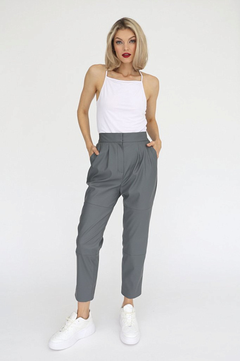 Топ с бретелями на перекрест Топ с бретелями на перекрест