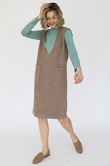 Сарафан из замши с глубоким вырезом